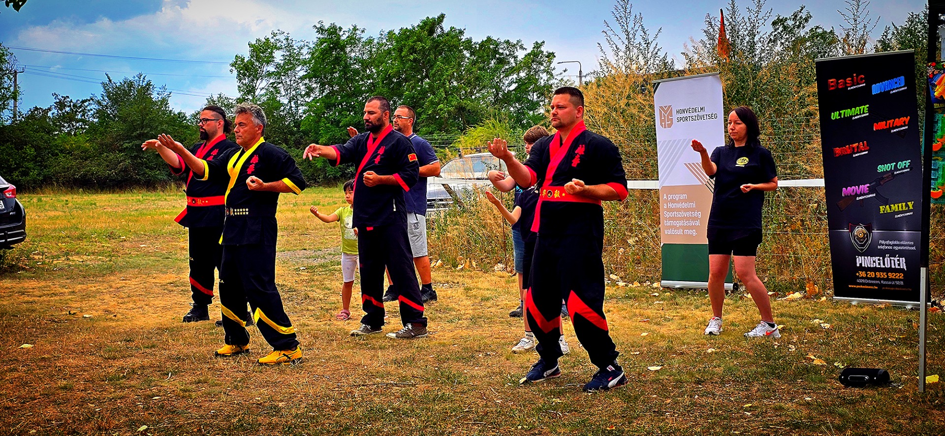 Látványos Kung-Fu-bemutató Bagoly Tibor vezetésével.